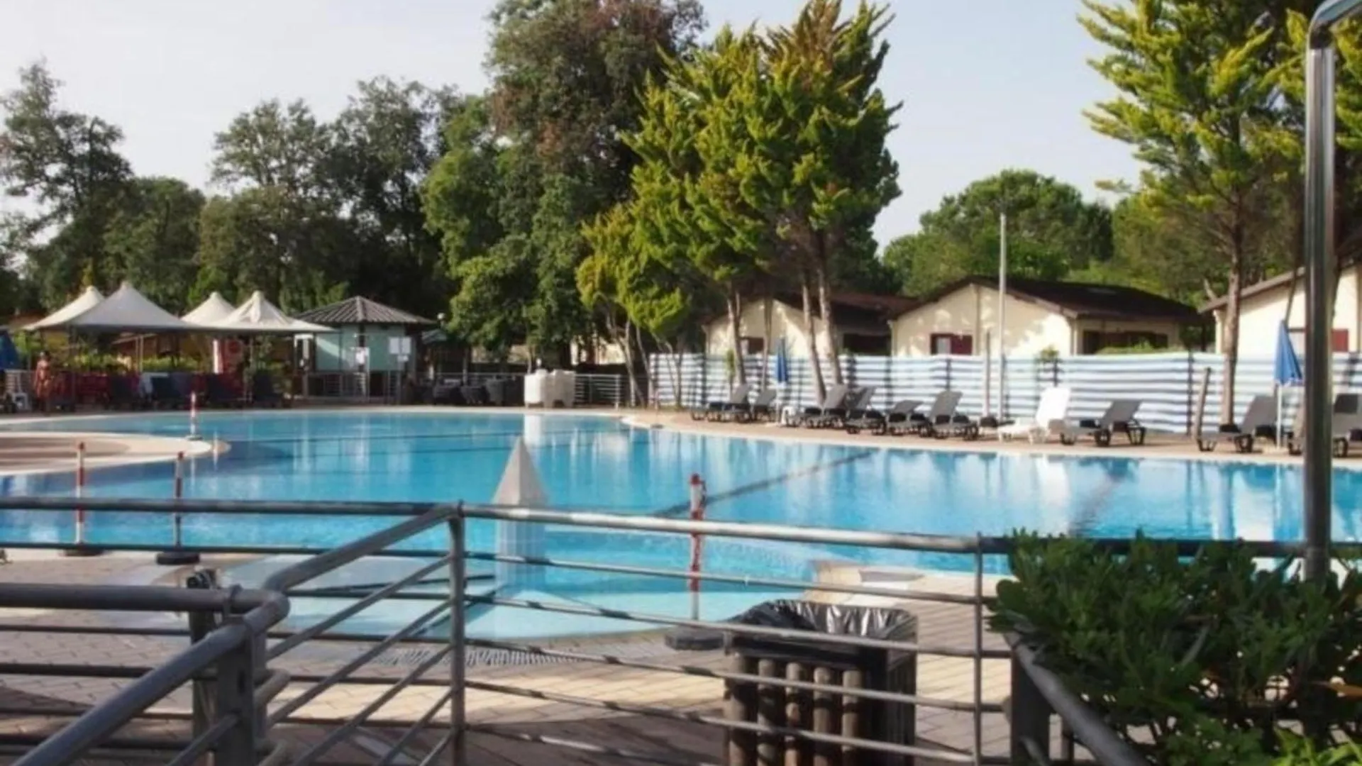 Tolles Ferienhaus In Viareggio Mit Gemeinschaftlichem Pool 0*,  意大利
